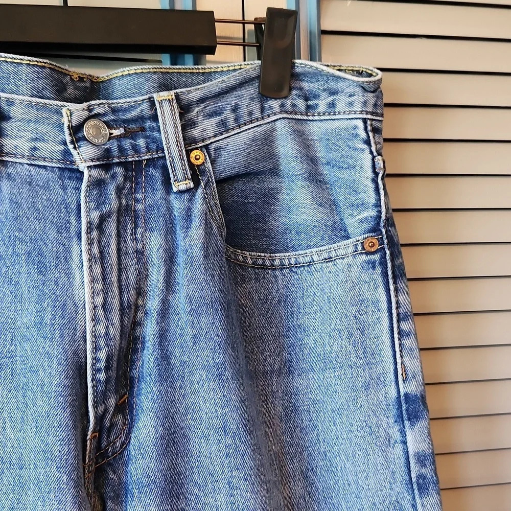 Signature by Levi Strauss Light Blue Jeans - Picture 7 of 13